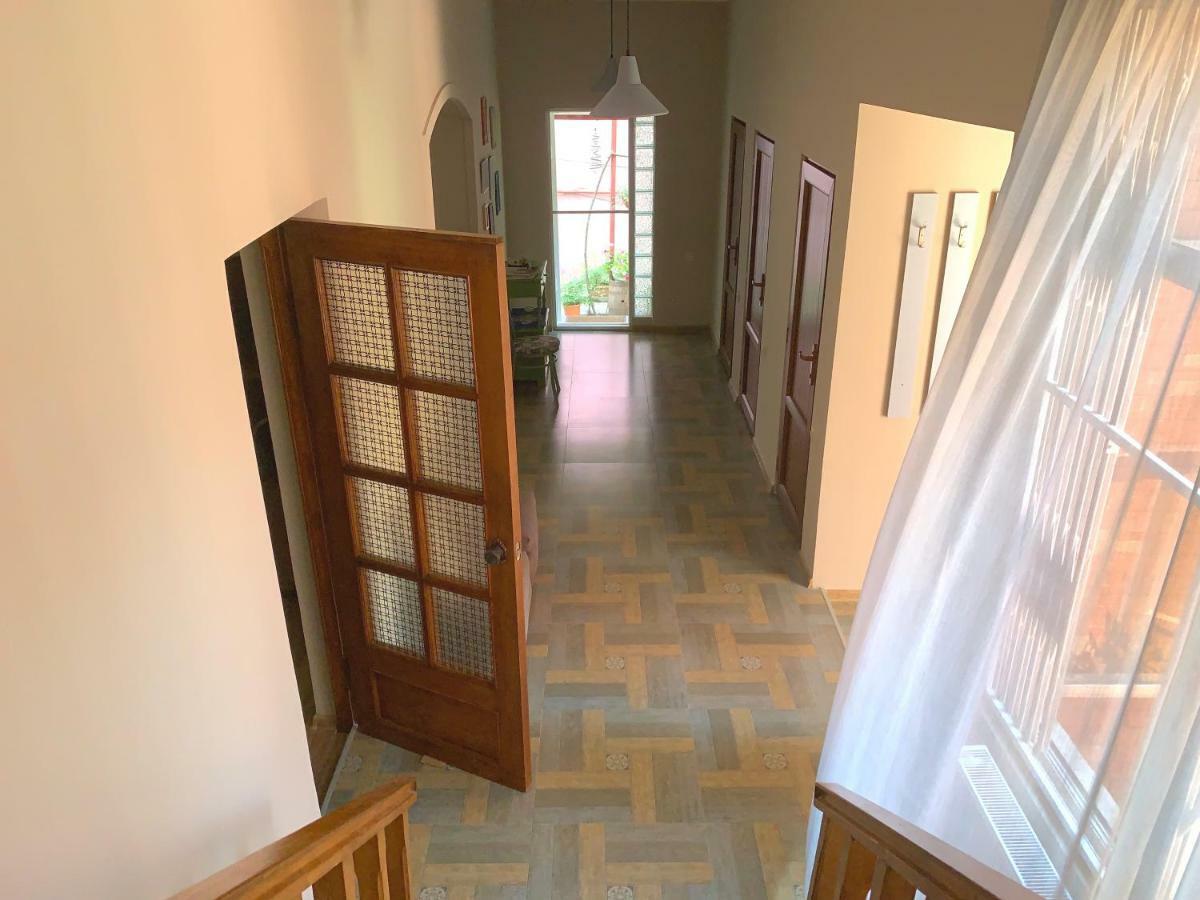 Hostel 47 Batumi Esterno foto