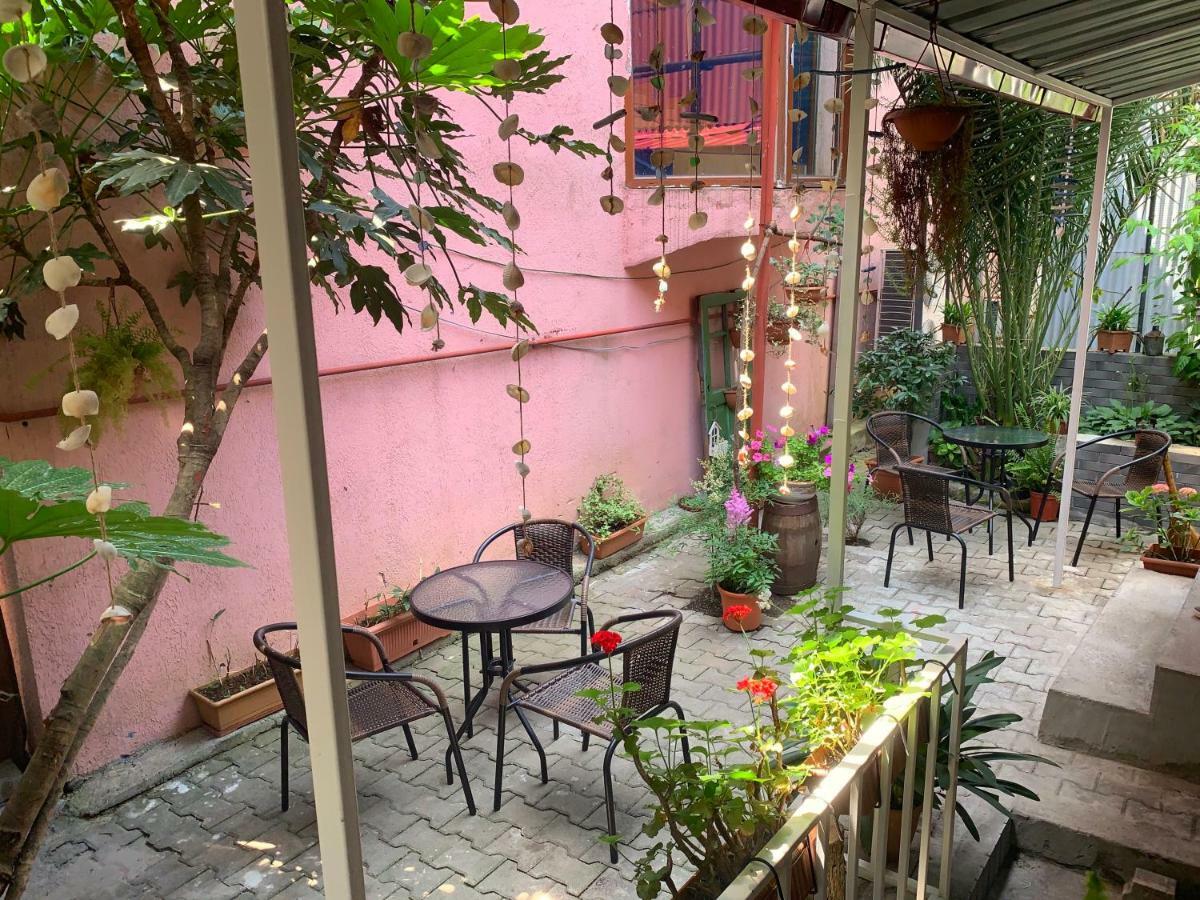 Hostel 47 Batumi Esterno foto